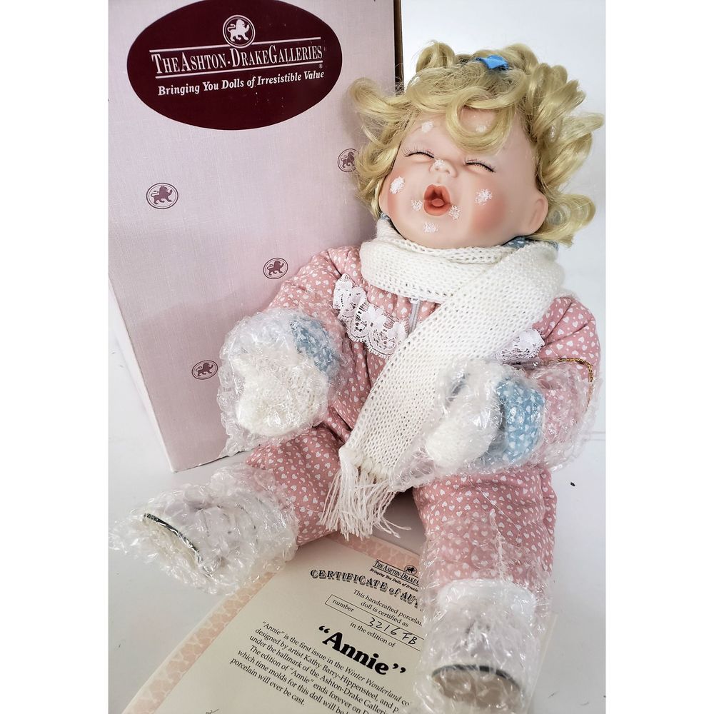 Vintage 1994 The Ashton-Drake Galleries Winter Wonderland Annie Snowflake Face G
